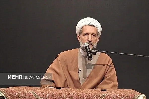 آیتالله مظفری: مدیران افراد صادق را در کنار خود قرار دهند