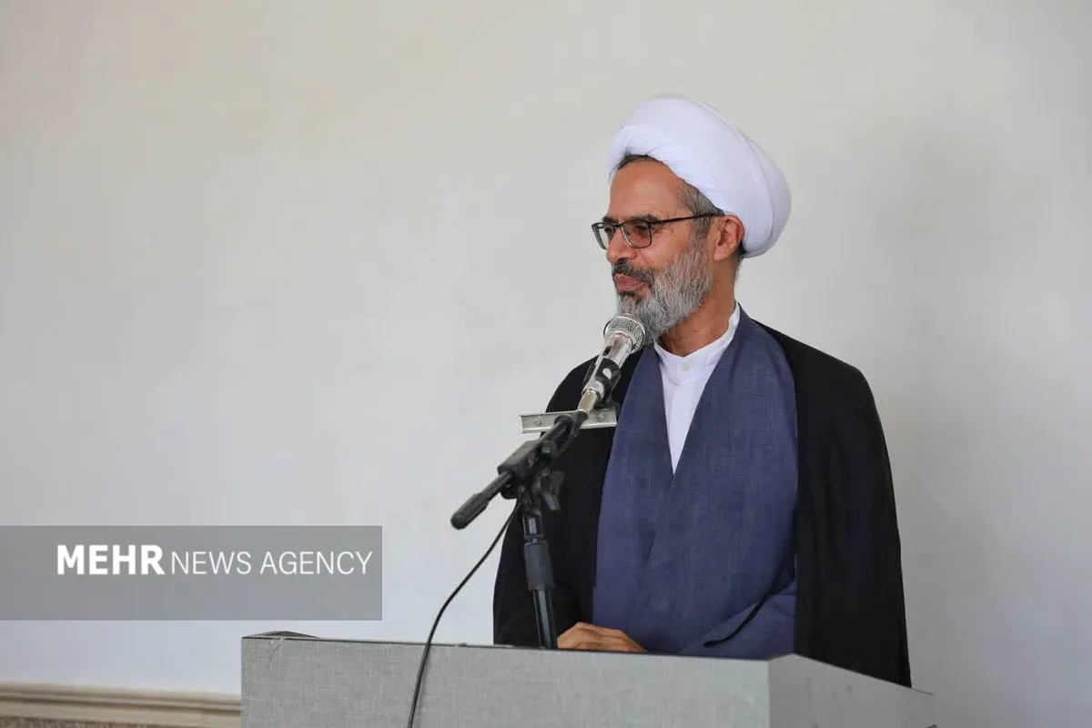 نوری: شهدای جنگ اخیر الگوی تربیتی نسل جوان هستند
