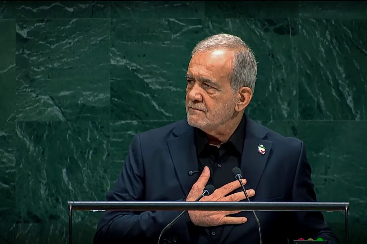 پزشکیان: آیت الله سید مجتبی خامنهای هیچ مشکل یا چالش خاص و مستمری از نظر سلامتی ندارد/ دو دیدار با ایشان داشتم و یکی از جلسات ۷ ساعت طول کشید