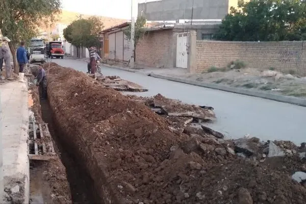 اصلاح ۲۵۰ متر از شبکه توزیع آب روستای «وسمق» درگزین