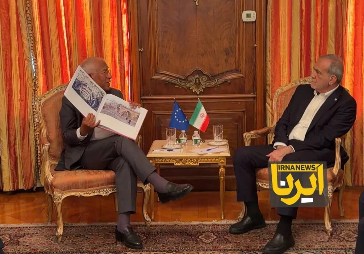 کتابی که پزشکیان به دبیرکل سازمان ملل و سران و رهبران جهان هدیه داد؛ «به نام کمک»! + تصاویری از کتاب