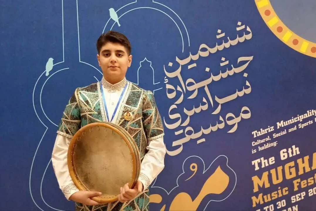 قاسمی: موغام را برای زنده نگه داشتن یاد شهدای دانشآموز میخوانم