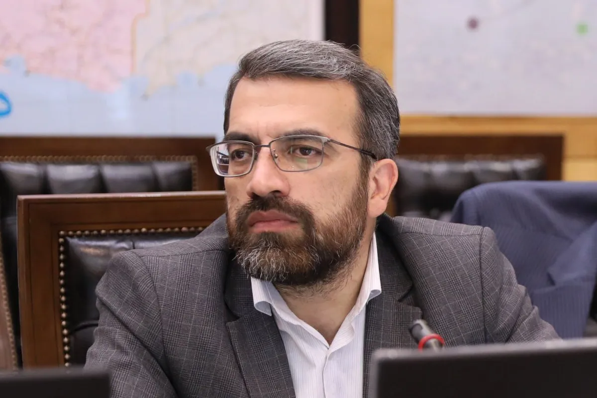 محمودی: مردم را نباید با تقسیمبندیهای سیاسی ابزار قدرت کرد