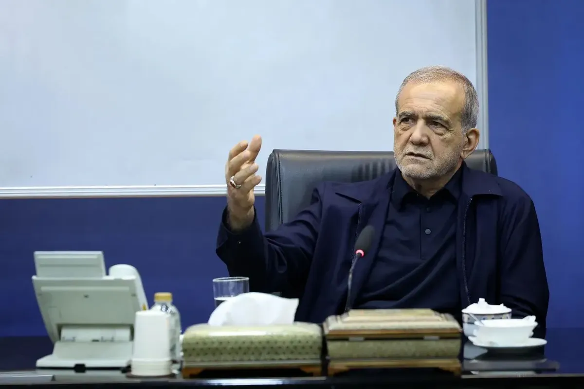 با توجه سخنرانی ترامپ در سازمان ملل [درباره ایران]، نحوه پاسخی که باید ارائه می‌کردیم، تا حدودی تغییر کرد/ شاید اگر رئیس‌جمهور آمریکا آن حرف‌ها را مطرح نمی‌کرد، ما نیز به آن شکل سخن نمی‌گفتیم/ چرا گفت‌وگو می‌کنیم؟ برای اینکه دنیا تصور نکند ایران عامل ناآرامی است/ در مصاحبه‌هایی که در نیویورک انجام م