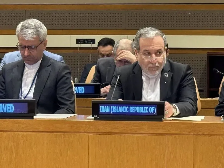 خبرگزاری دولت: هیات نمایندگی اعزامی ایران در نیویورک برنامهای برای مذاکره با آمریکا ندارد / عراقچی روز سهشنبه به کشور برمیگردد