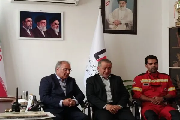 استاندار خراسان جنوبی برای تجهیز آتشنشانی بیرجند قول پیگیری داد