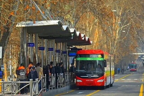خدمترسانی حملونقل عمومی کاشان به زائران شهید اردهال طی ۲ روز