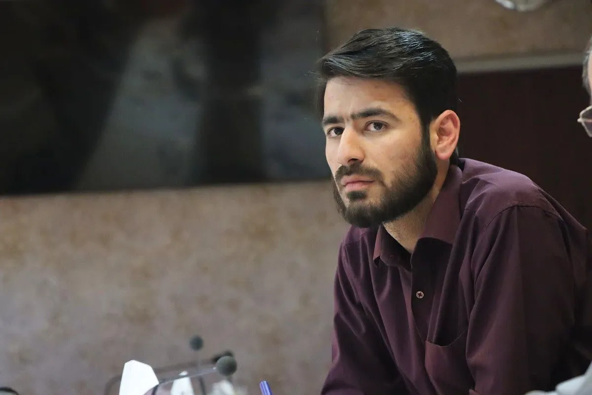 رونمایی از طرح «آفتاب امید؛ لالههای روشن» در مدارس استان مرکزی