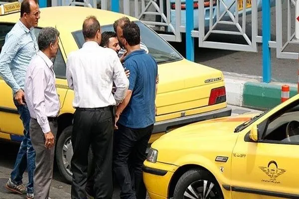 تاکسیداران کاشان زیر فشار هزینهها؛ کرایهها اصلاح میشود؟