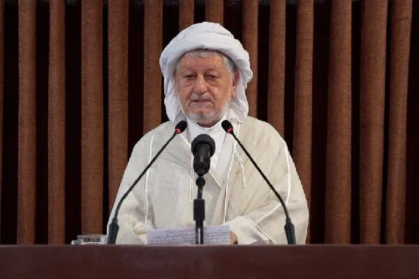 امام جمعه پاوه: جوانان را با زبان امروز دریابیم