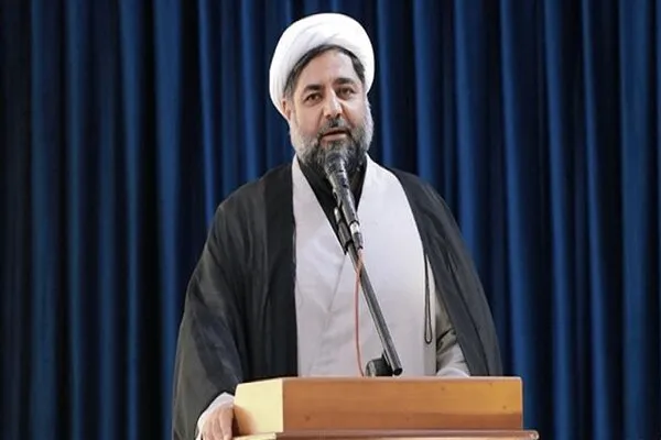 الماس وجود ملت ایران زیر فشارهای دشمن درخشان‌تر شد