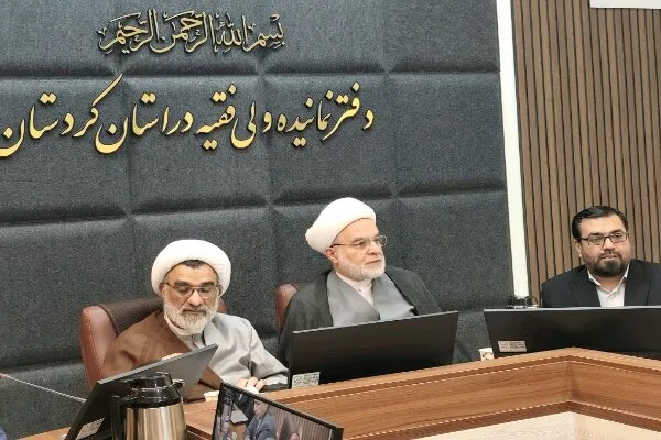 خسروپناه: جهاد تبیین در کردستان با تکیه بر هویت فرهنگی دنبال شود
