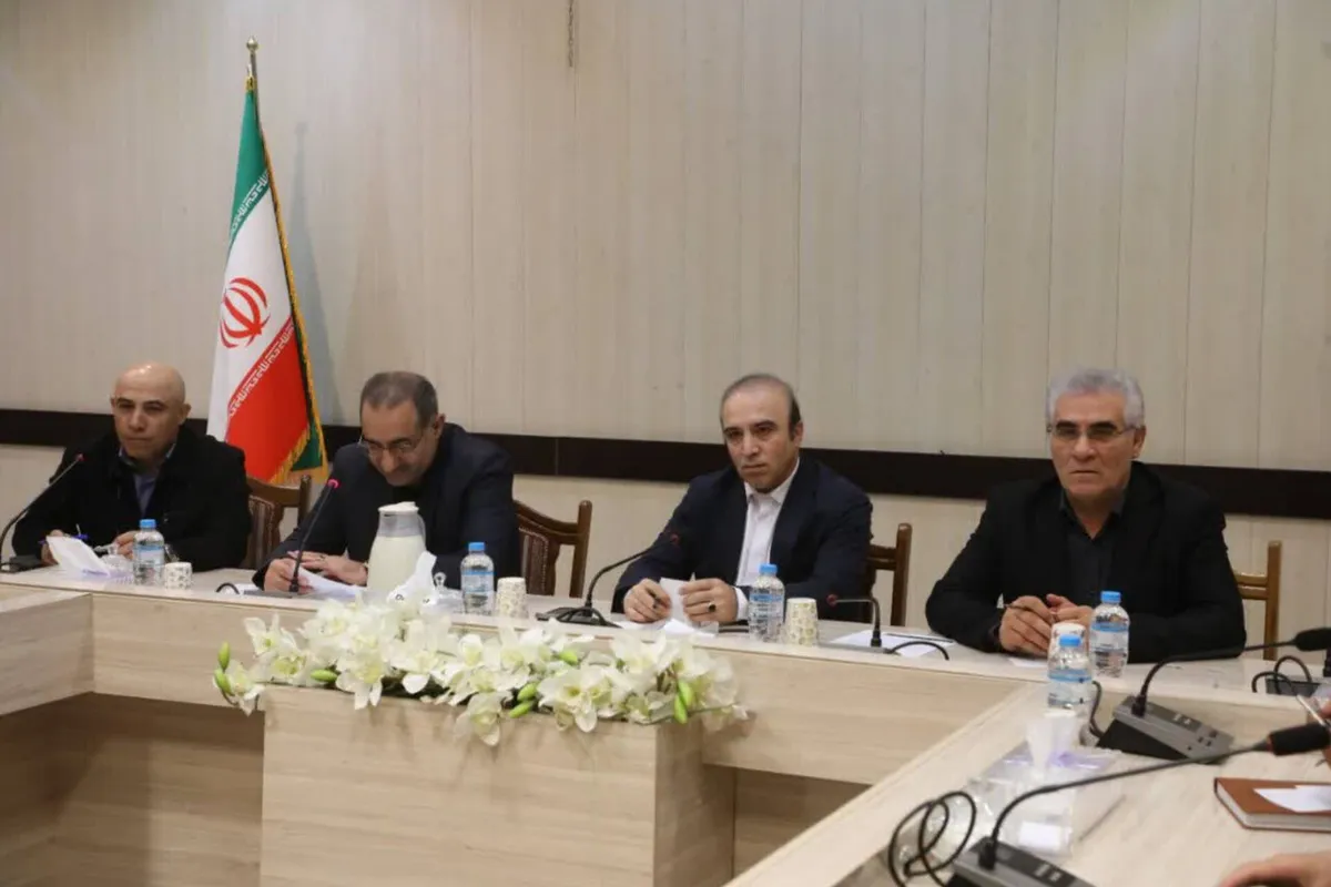 بانکها پرداخت تسهیلات داروخانهها را تسریع کنند
