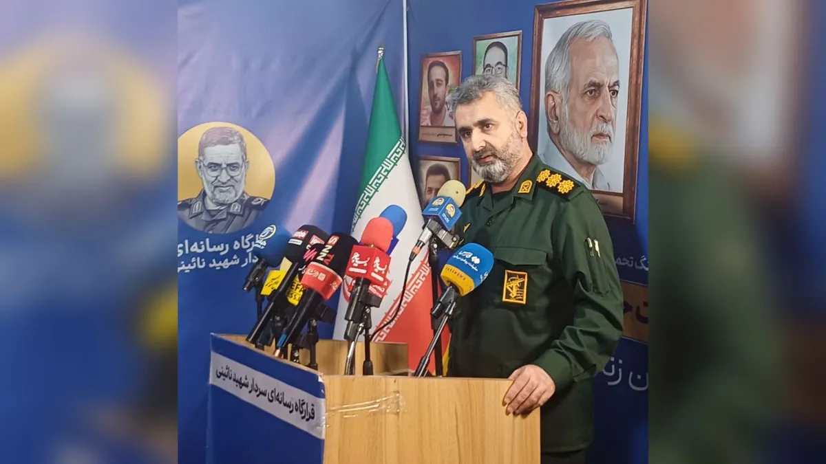 حضور بیش از ۴۰ هزار نفر از جانفدایانِ ایران در رشت