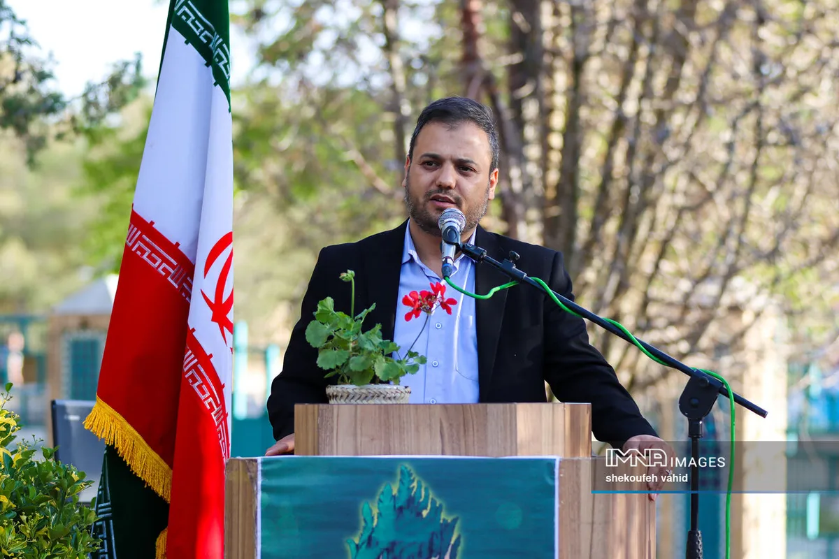 «دلبَر»؛ دورهمی فرهنگی و تختفولادگردی با حضور اصفهانشناس برجسته