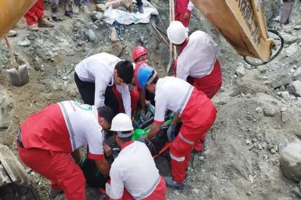 اداره کار کرمان: جانباختگان معدن بیدوئیه کارگر مالک معدن نبودند