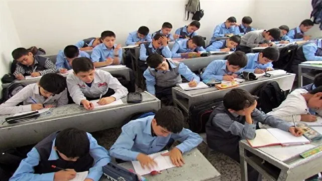 تراکم بالای دانش آموزی، چالش جدی مدارس قم / ۱۵ طرح آموزشی تا دهه فجر افتتاح می‌شود