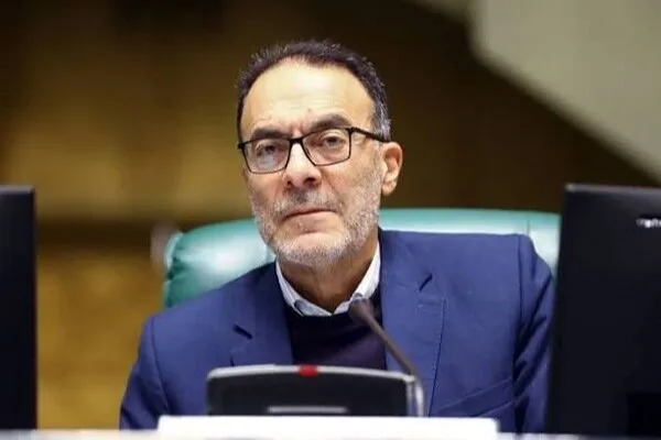 استمرار نخبهپروری برای تقویت جایگاه علمی استان مرکزی ضروری است