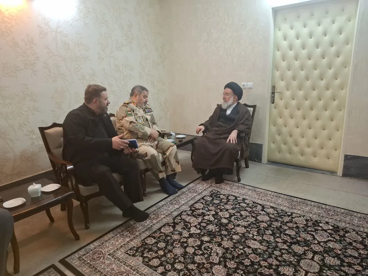 دیدار رئیس سازمان پدافند غیر عامل کشور با علما در قم