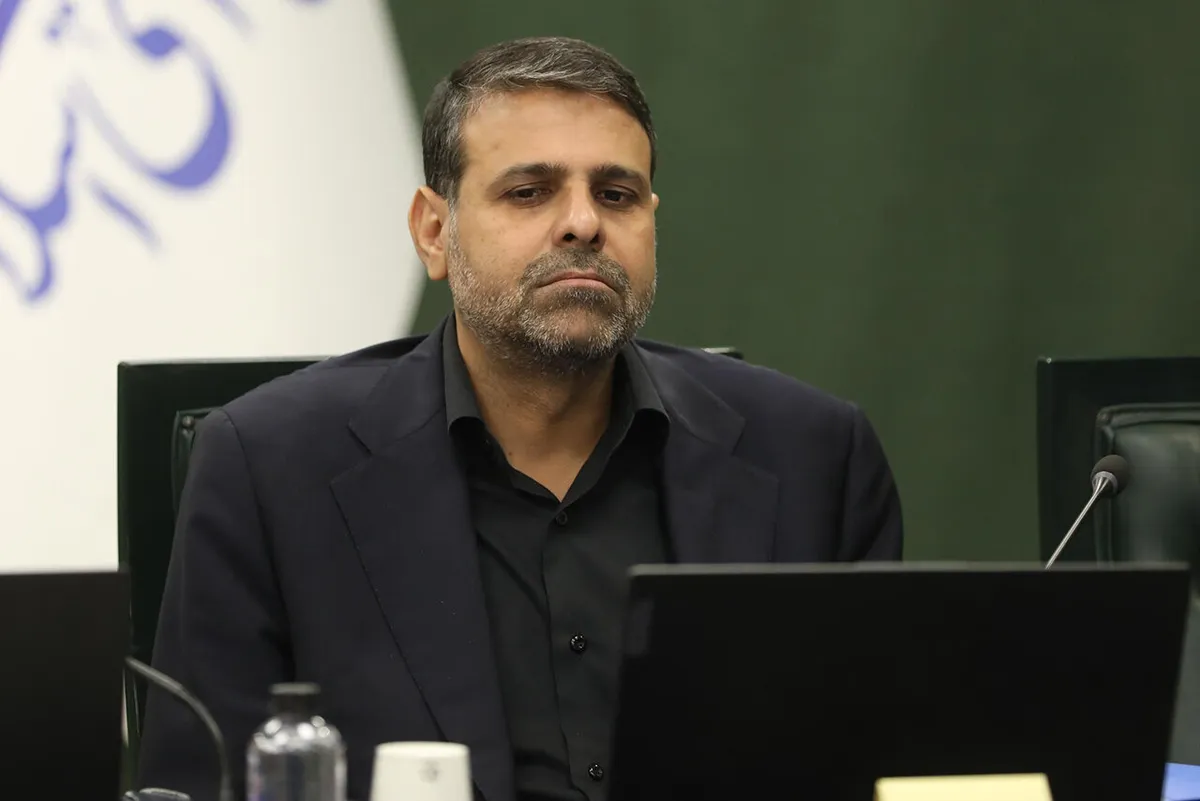 عضو هیئت رئیسه مجلس درباره تهدید ترامپ برای حمله به کوه کلنگ با بمب مادر؛ در صورت تعرض به تأسیسات، با شدت پاسخ می‌دهیم/ تهدیدات ترامپ را جدی می‌گیریم