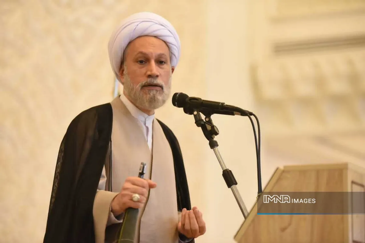 آبادانی روستاها باید در اولویت سیاستگذاریهای اقتصادی باشد