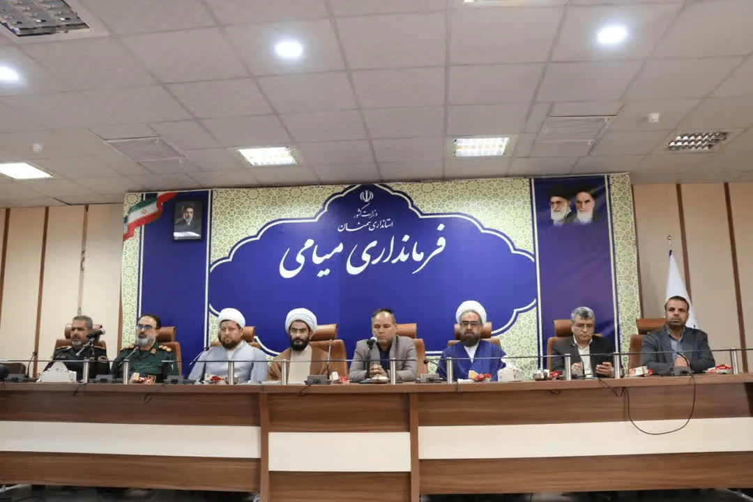 تریبون نماز جمعه میامی ظرفیتی برای بیان مطالبات مردم است