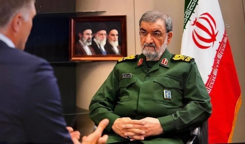 دبیر شورایعالی امنیت ملی: دیپلماسی ما تغییر کرده و دیگر به دیپلماسی گذشته برنمیگردیم / امریکا بعضی از شروط هفتگانه ما را پذیرفتهاند و بعضی ابهاماتی وجود دارد / قاعدتاً باید ابهامات ما را برطرف کنند؛ باید ببینیم آیا میتوانند ابهامات ما را برطرف کنند تا مراحل بعدی شروع شود یا نه / به احتمال قوی یک