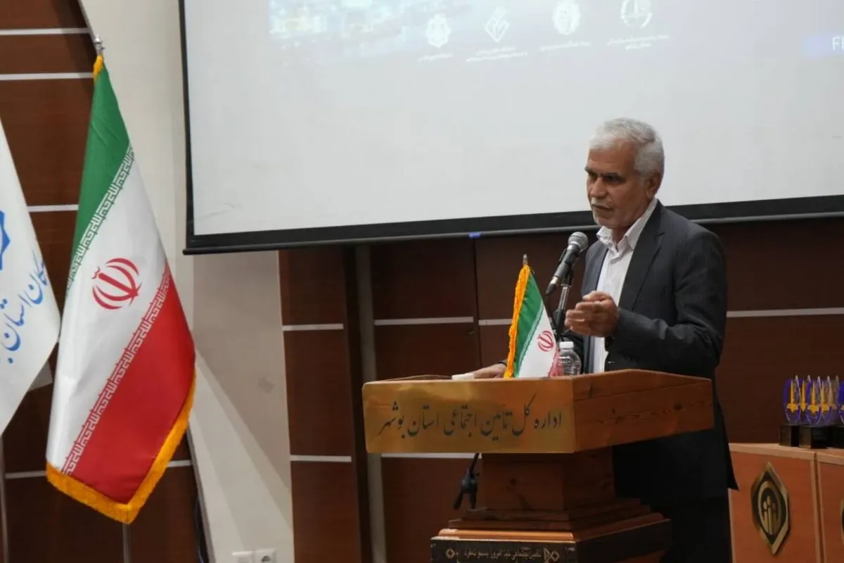 برگزیدگان نهمین دوره جایزه ملی امیدآفرین در بوشهر تجلیل شدند