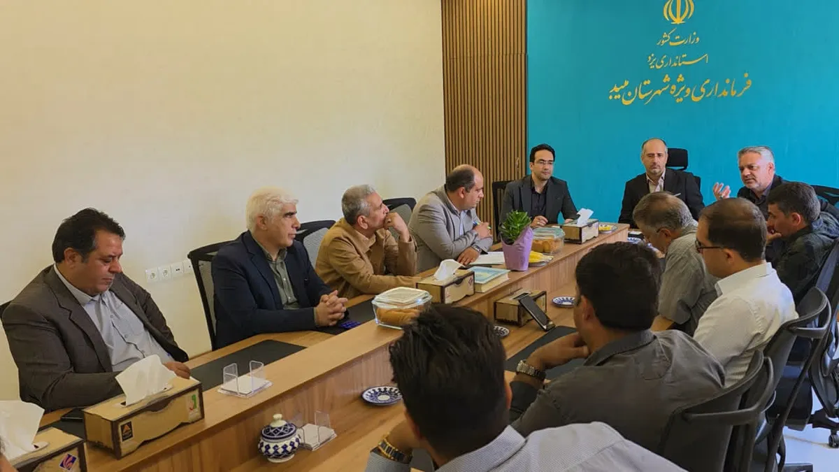 تعیین سازوکار تأمین سوخت ناوگان حملونقل درونشهری و برونشهری میبد