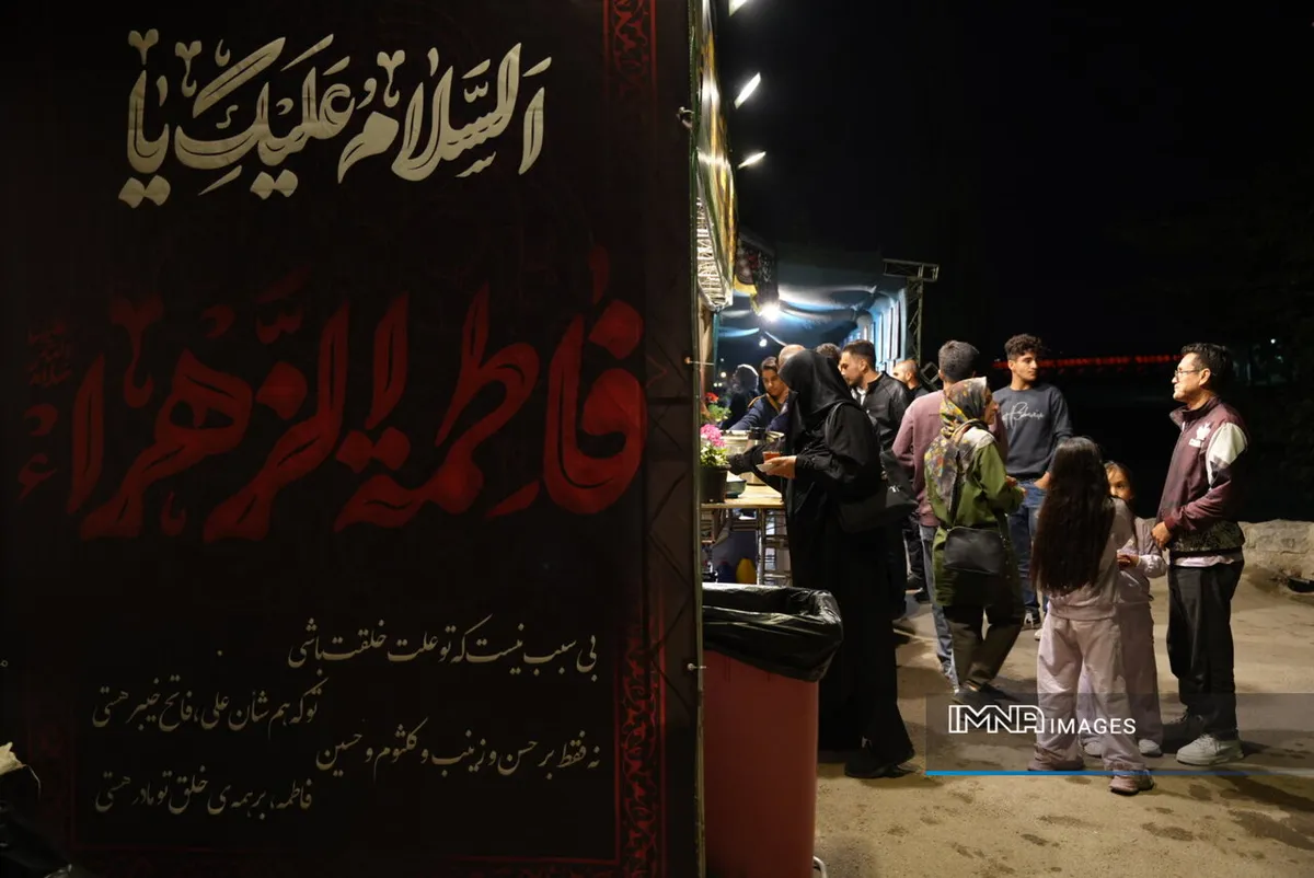 سمنوپزان فاطمی در باغ نور اصفهان؛ ورزشکاران هم پای دیگ نذر آمدند