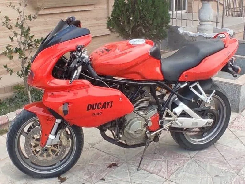 توقیف موتورسیکلت قاچاق در شیراز