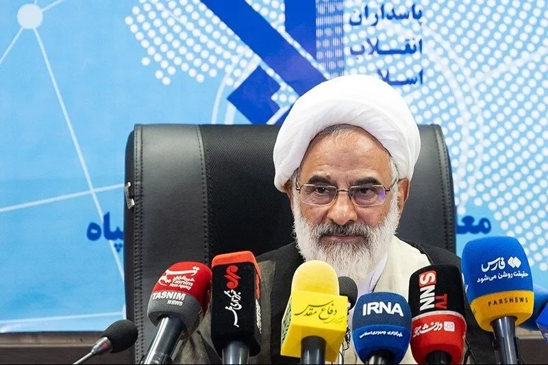 حاجی صادقی: رزمندگان در هرمزگان دغدغهای جز مبارزه با دشمن ندارند