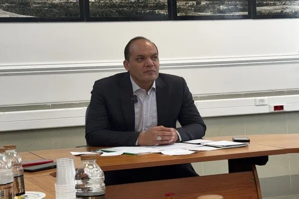 فضای سبز چمگردان زیر فشار کمآبی و کاهش اعتبارات است