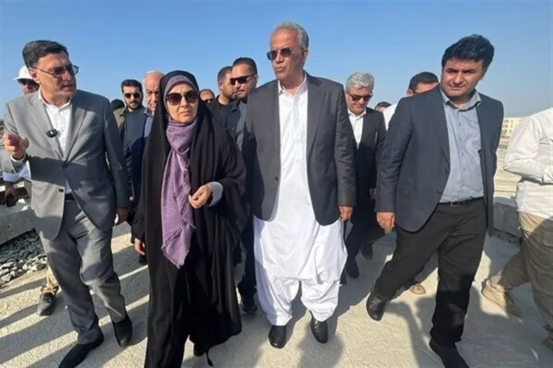 بازدید وزیر راه و شهرسازی از پروژه راهآهن چابهار ـ زاهدان