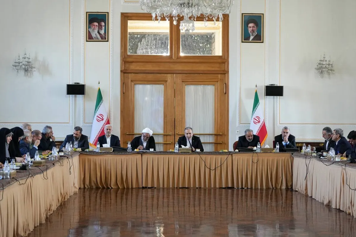 عراقچی در دیدار با نمایندگان تهران چه گفت و چه شنید/ سخنگوی کمیسیون امنیت ملی: نتیجه‌گیری خوبی صورت گرفت