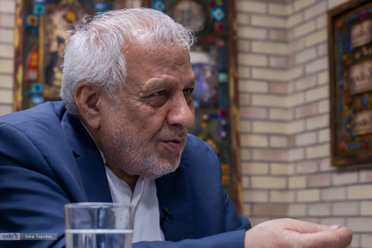 بادامچیان: زنان کمحجاب هرشب در تجمعات حاضرند/ اظهارات تفرقهانگیز تأثیری بر وحدت مردم ندارد/ آیتالله رفسنجانی درباره انشعاب روحانیت هشدار دادند