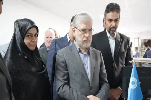 پیگیری مطالبات فعالان زیستبوم فناوری کرمان در بازدید وزیر علوم