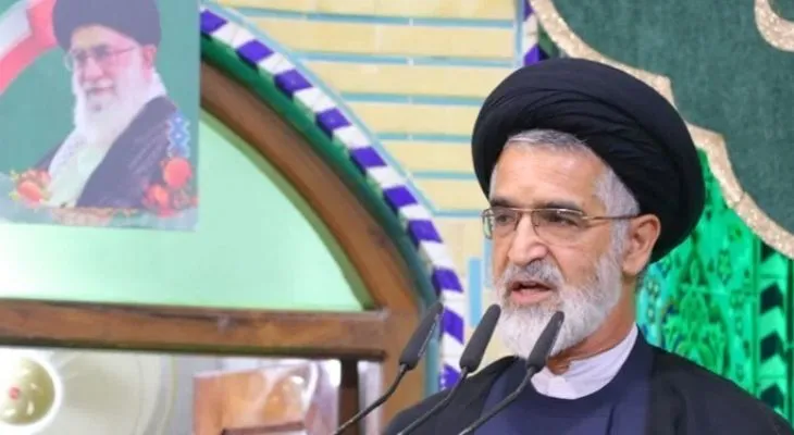 حضرت زینب (س)، الگوی صبر و مقاومت؛ تأکید امام جمعه یزد بر توجه به مطالبات جامعه پرستاری