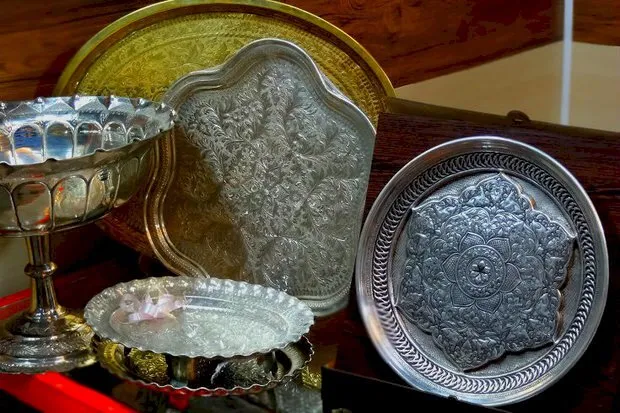 از خانه ورشو تا شهر جهانی؛ وقتی هویت یک شهر روی ورق فلز حک میشود