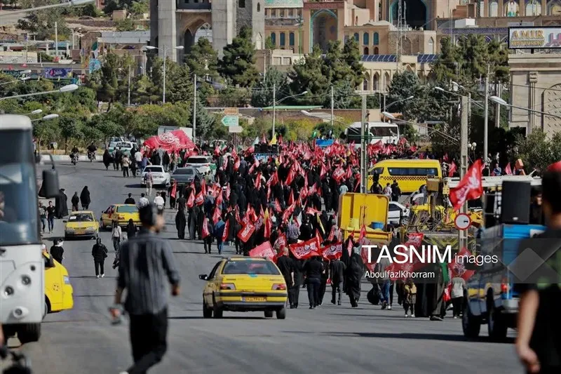 برپایی آیین سنتی مذهبی جمعه نشلجی‌ها در آستان امامزاده علی بن باقر