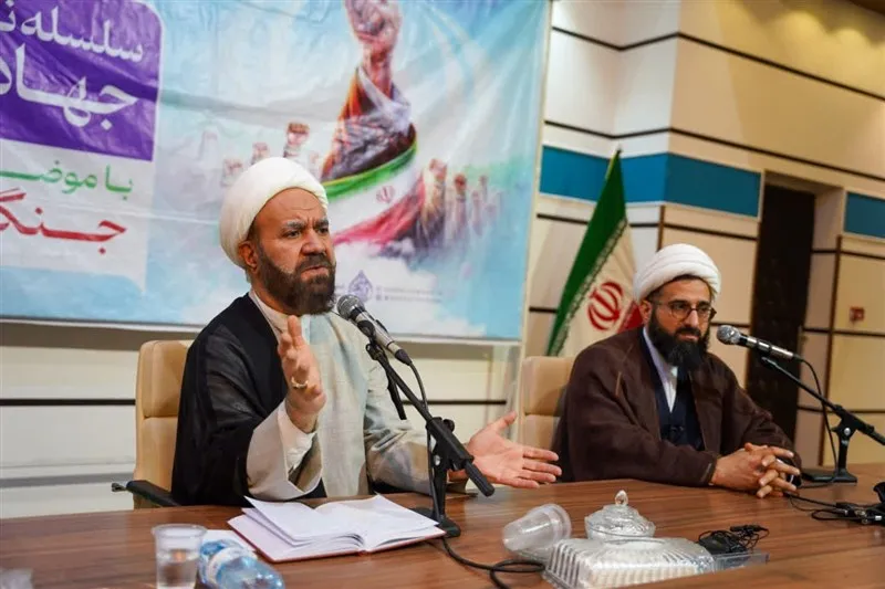 کلانتری: مقاومت راهبرد اصلی مقابله با دشمن است
