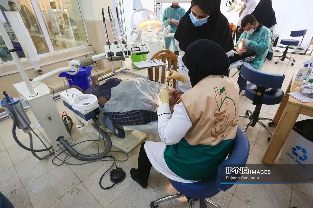 اجرای ۴ مرحله خدمات دندانپزشکی با مشارکت کانون رضوی شهدای خدمت