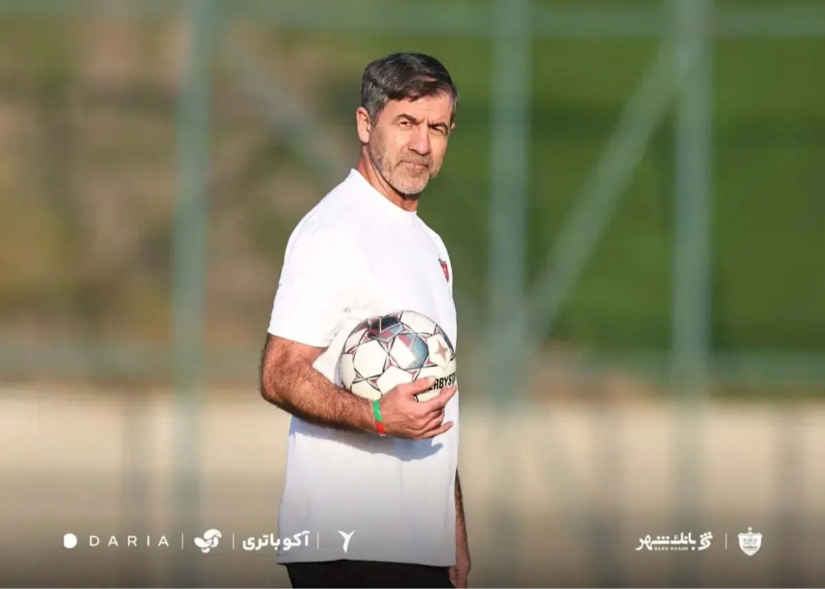 خبر جدایی مربی محبوب پرسپولیس؛/ یک شایعه عجیب در مورد کریم باقری!