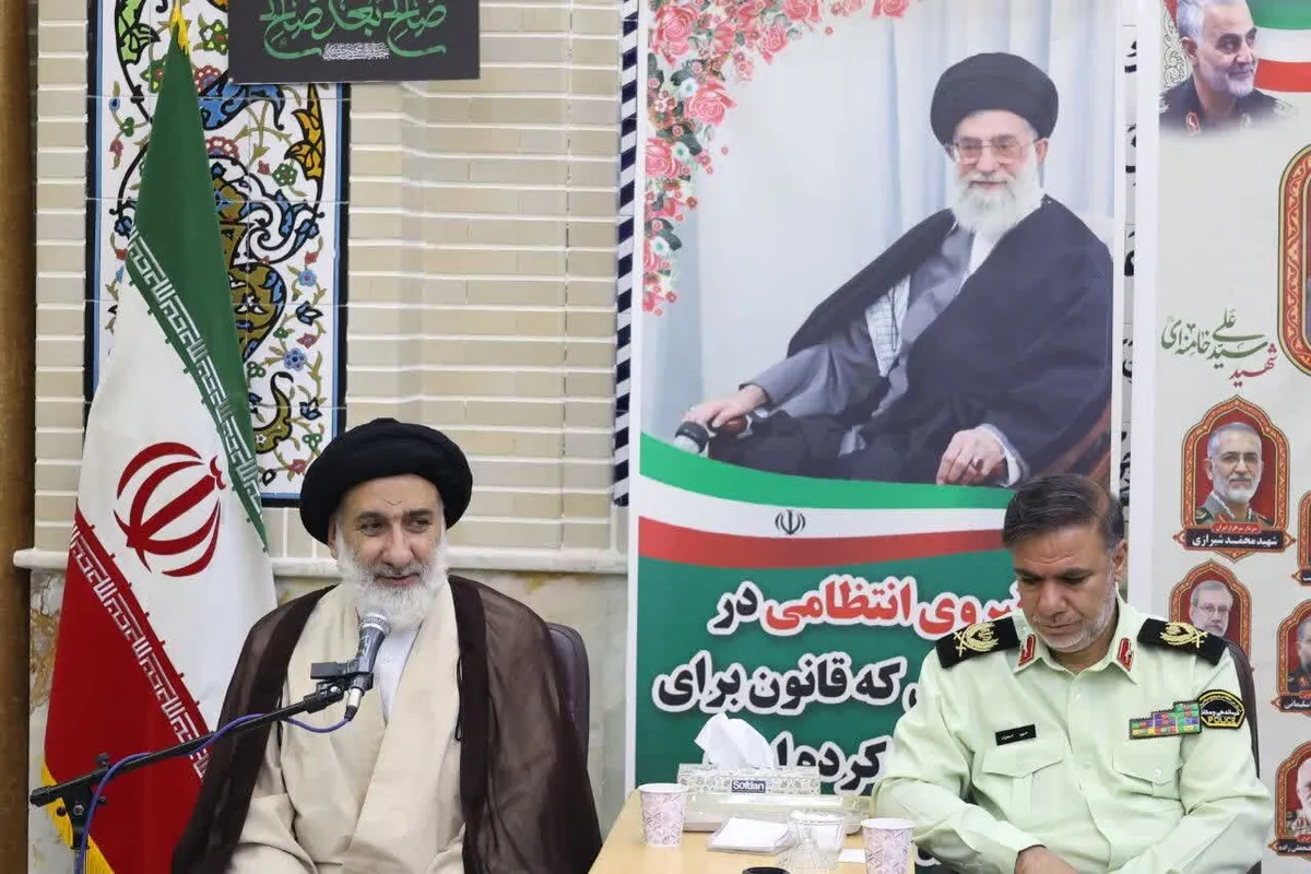 مردمداری و اخلاق باید در رفتار پلیس نمود داشته باشد