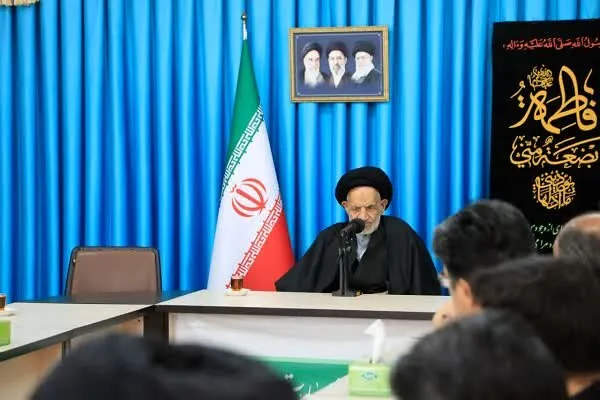 دفاع از کشور سرمایهگذاری برای حفظ امنیت و استقلال ملت است