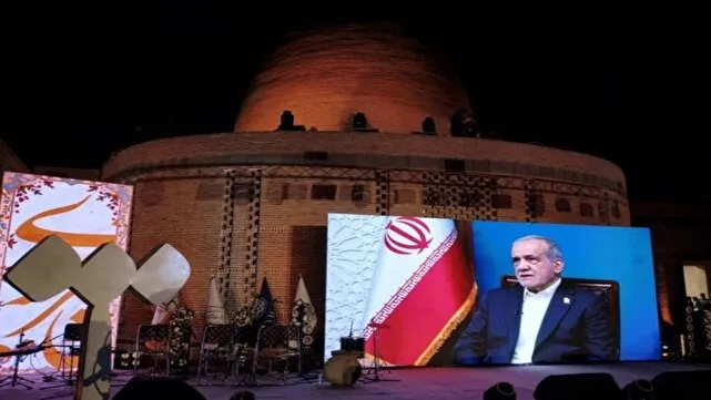گشایش بارگاه شمس تبریزی/چراغ روشن فرهنگ ایران در میانه طوفان تهدید و تحریم