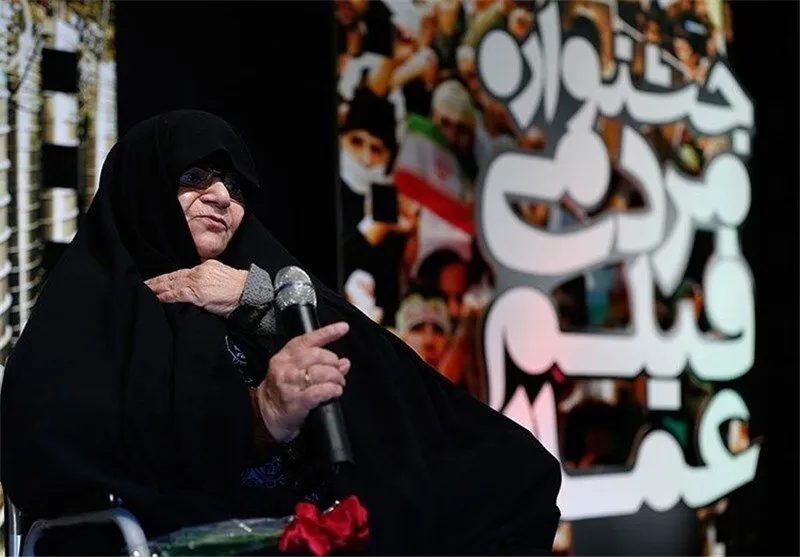 سرلشکر احمد وحیدی درگذشت «ننه عصمت» را تسلیت گفت/ فاطمه فلکیان که بود؟ + تصویر