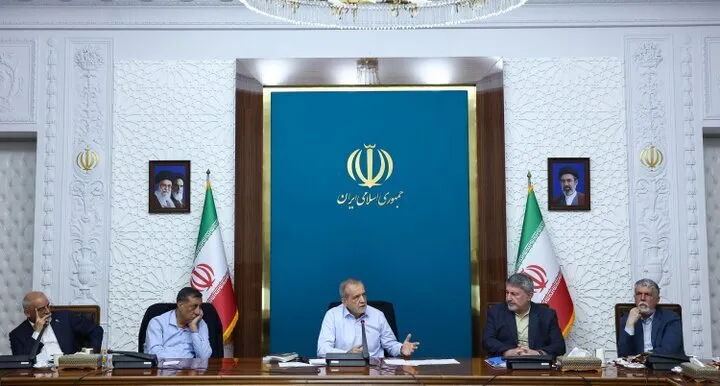 پزشکیان: افزایش ۵۰۰ هزار تومانی کالابرگ حتما اجرا خواهد شد/ در حوزه انرژی و سوخت موضوع صرفه جویی و مدیریت مصرف را در دستور کار قرار دادیم
