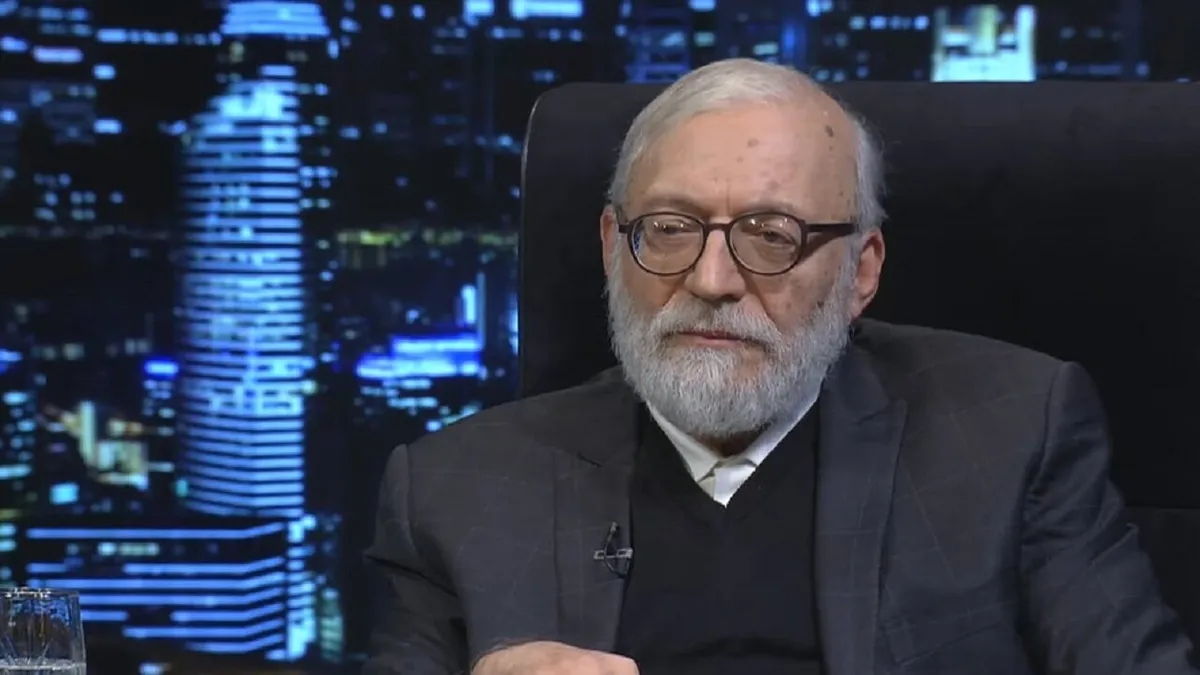 لاریجانی خطاب به پزشکیان: چرا گفتی ترامپ را نمیکشیم؟ باید زیر سایه ترور در «سوراخسنبهها» جلسه بگذارند/ پسر یارو از ترس کنار ضدهوایی گلف بازی میکند