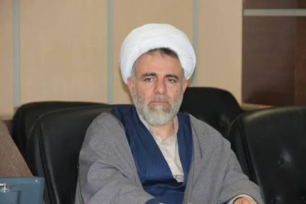 صیانت از خانواده در آموزشهای امر به معروف مورد توجه قرار گیرد